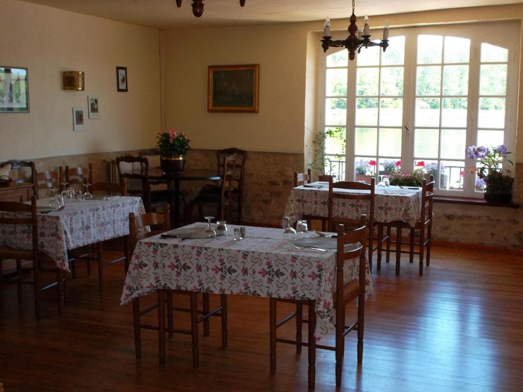Le Barrage Hotell Mauzac-et-Grand-Castang Eksteriør bilde